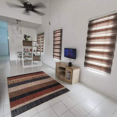 As'Cattleya Homestay Sepang Exteriér fotografie